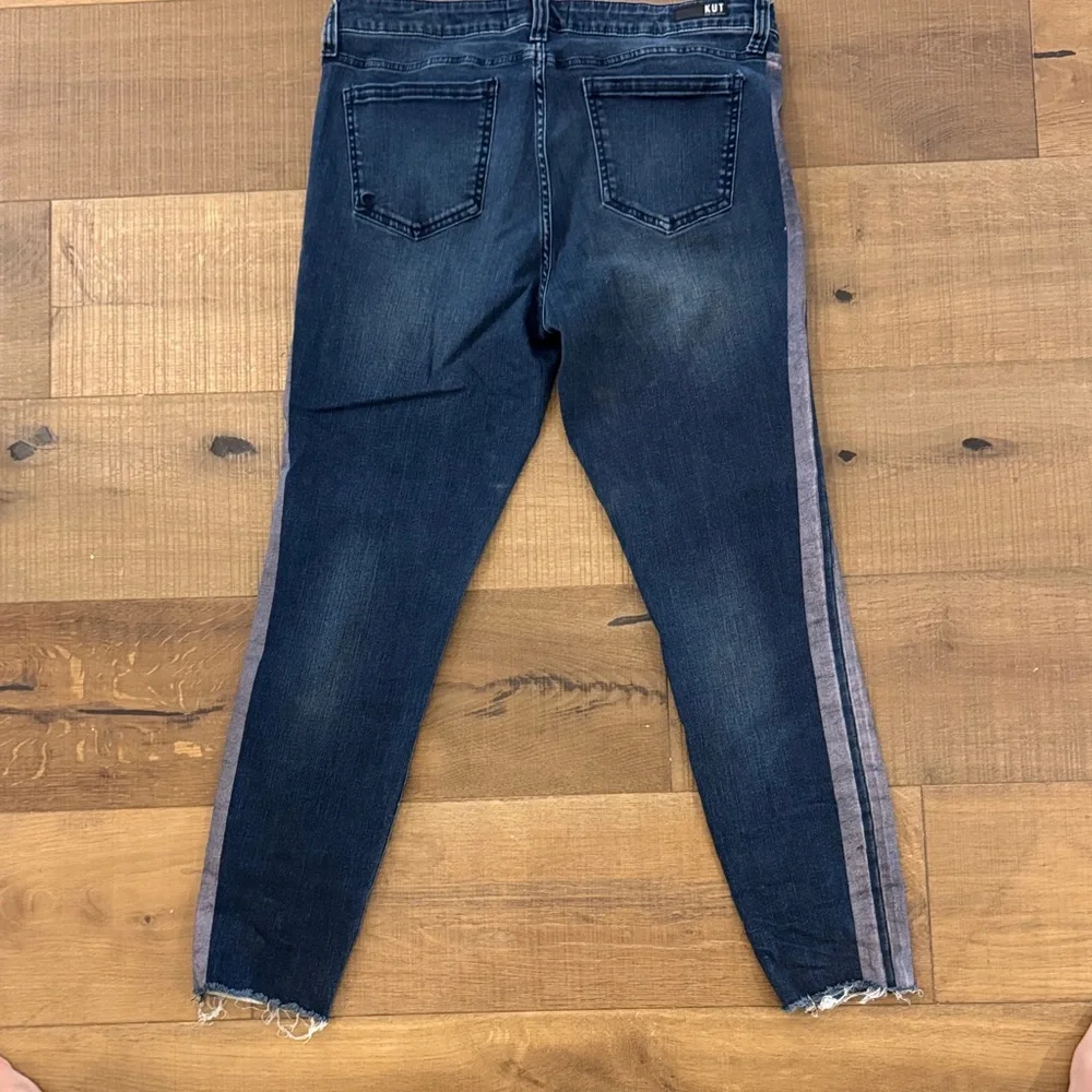 Kut from the Kloth Women's Dark Blue Jeans with Gray Stripe - Picture 4 of 4